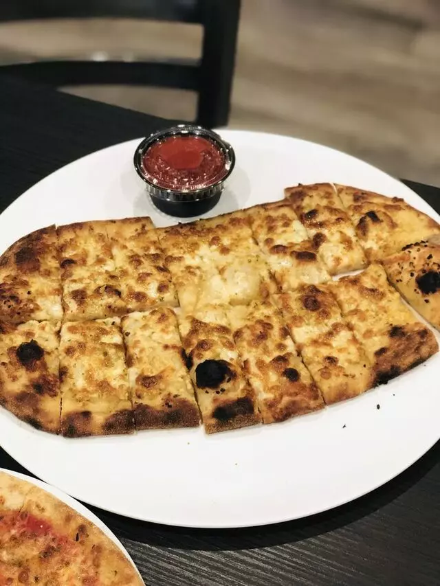 1000 Degrees Neapolitan Pizza