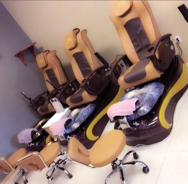 American Nails Salon