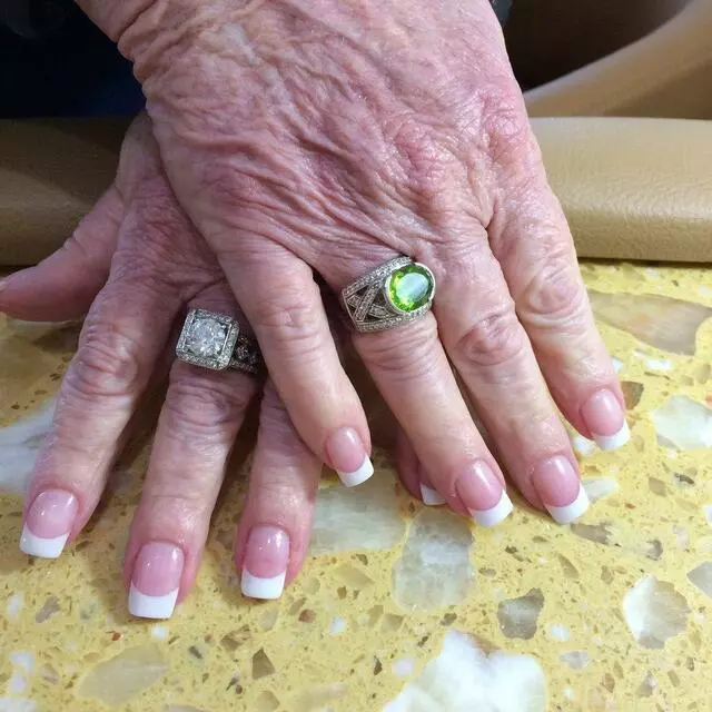 American Nails Salon