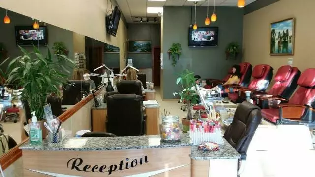 American Nails Salon