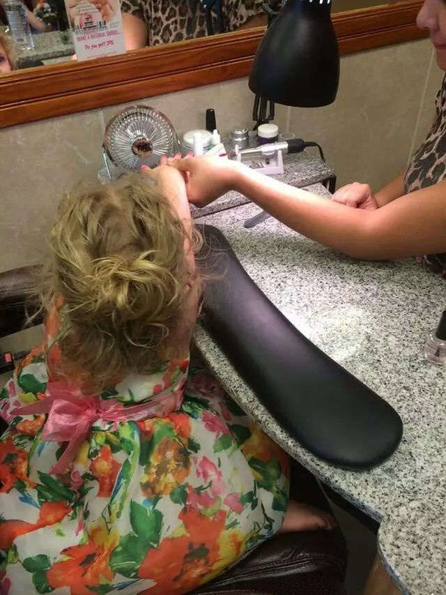 American Nails Salon