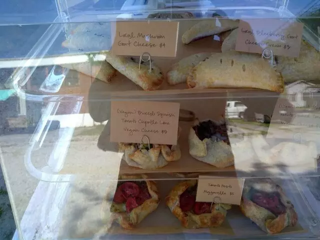 1748 Bakehouse