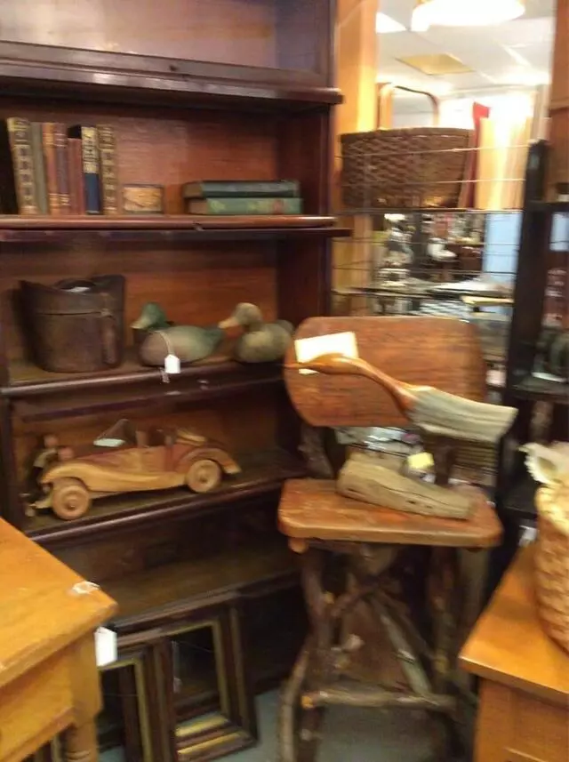 Antique Market of San Jose