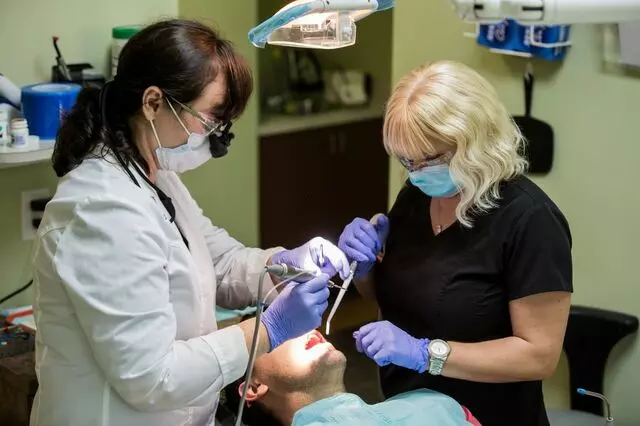 Advanced Dental & Dentures