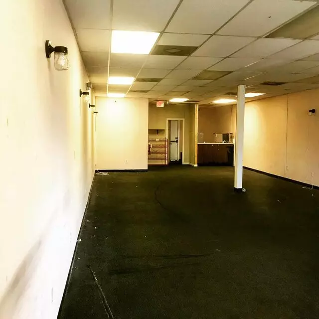 Aturpat service & paint