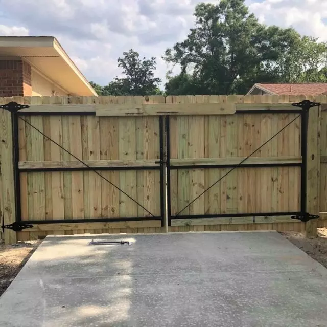 AMC Fence Solutions