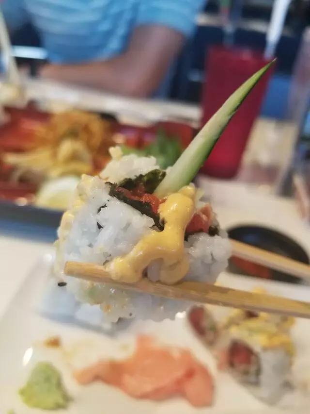 Bento Asian Kitchen + Sushi