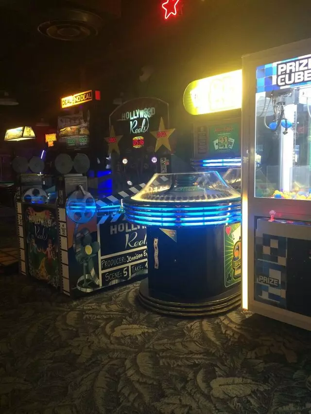 Aw Shucks Oyster Bar & Arcade