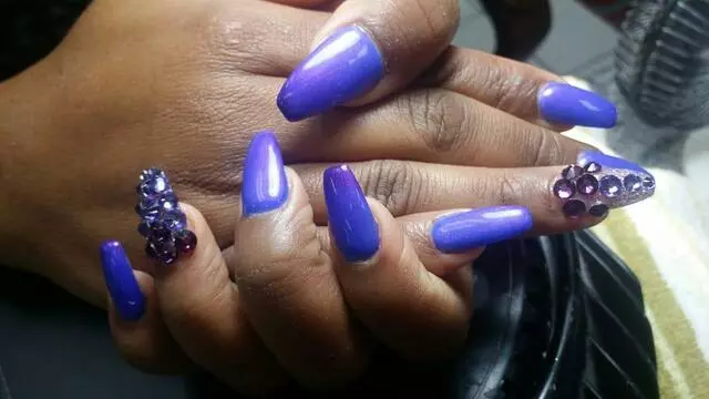 A & Q Nails Full Service Day Spa