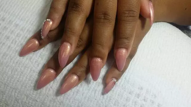 A & Q Nails Full Service Day Spa