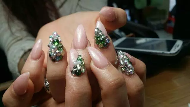 A & Q Nails Full Service Day Spa