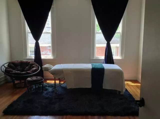 Aura-Maj Massage & Bodywork