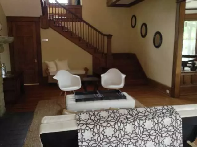 Aura-Maj Massage & Bodywork